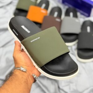 Skechers Slides -  Black / Green